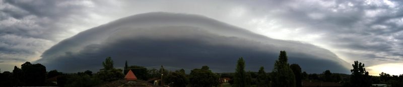 Thunderstorm_panorama