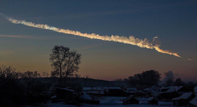 800px-2013_Chelyabinsk_meteor_trace