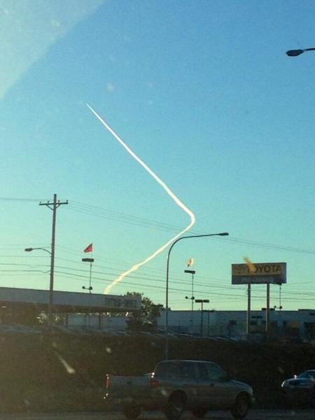 Contrail-inhabituel-6