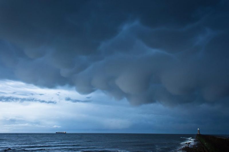Mammatus-clouds-over-Tynemouth-England-via-Colin-Cooper